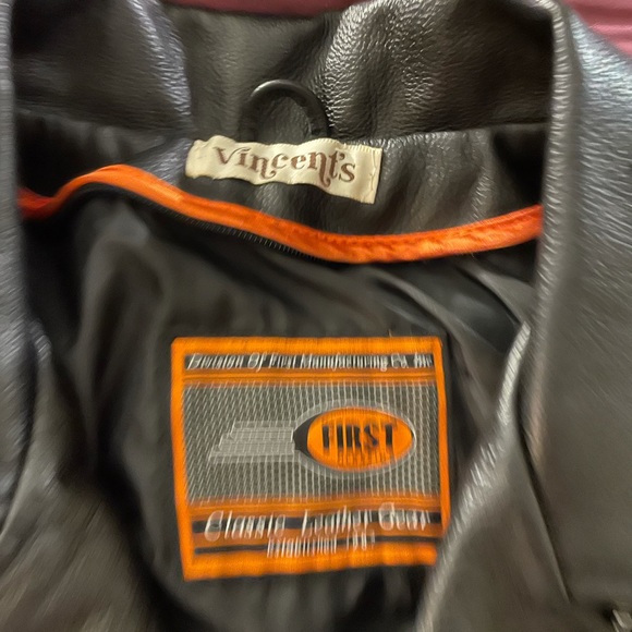 Women’s black leather biker jacket - Picture 3 of 8